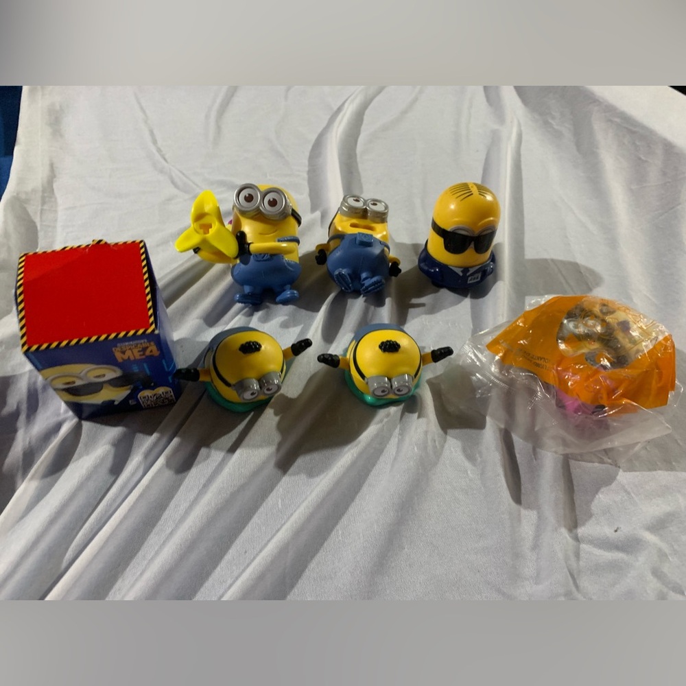 Minions Mcdonald’s Toys lot of 7